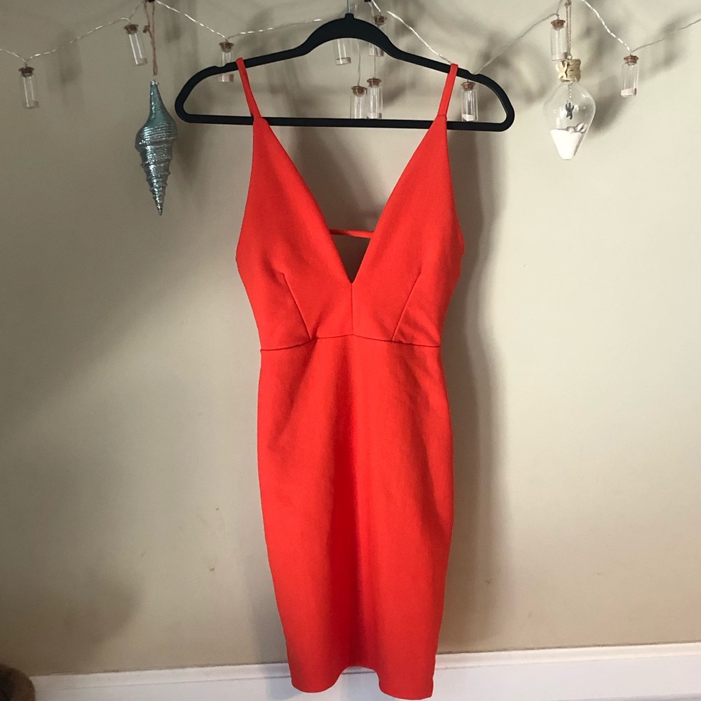 Beautiful orange sexy dress!  Sz 4 NWT Missguided